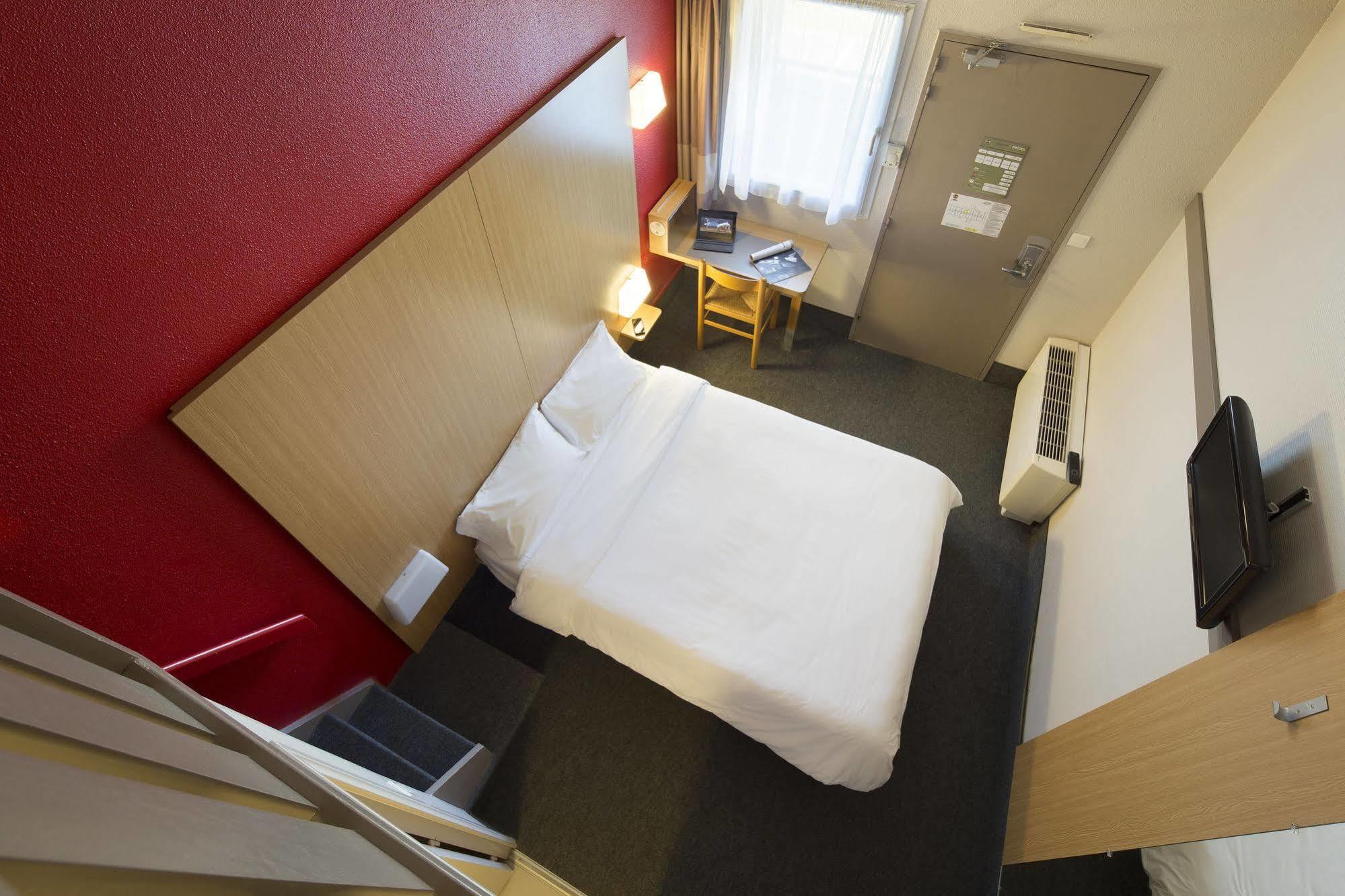 B&B Hotel Laval Change Exterior foto